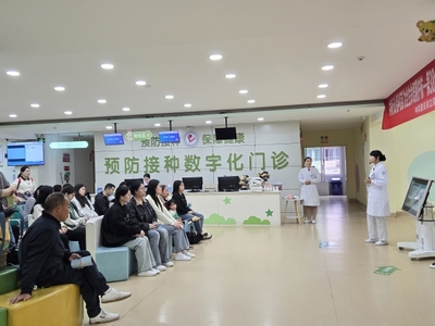 江津區婦幼保健院積極開展“全國兒童預防接種日”宣傳活動，筑牢兒童健康防線